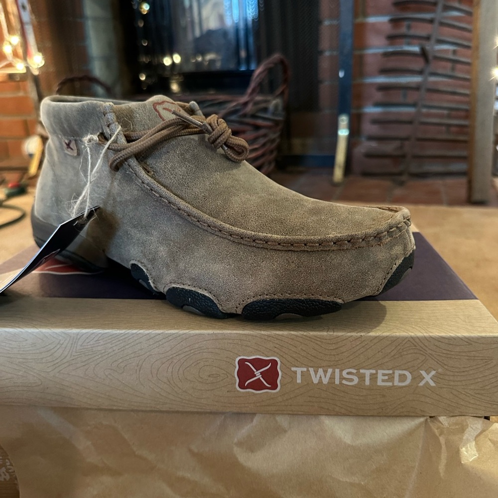 Twisted X Tan Chukka Boots with Moc Toe Design
